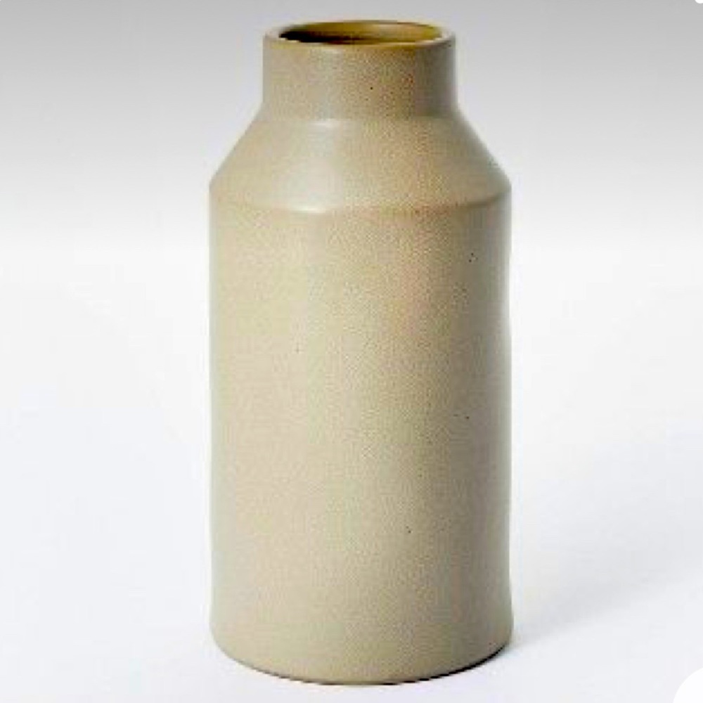Curved Ceramic Vase - Threshold designed with Studio McGee